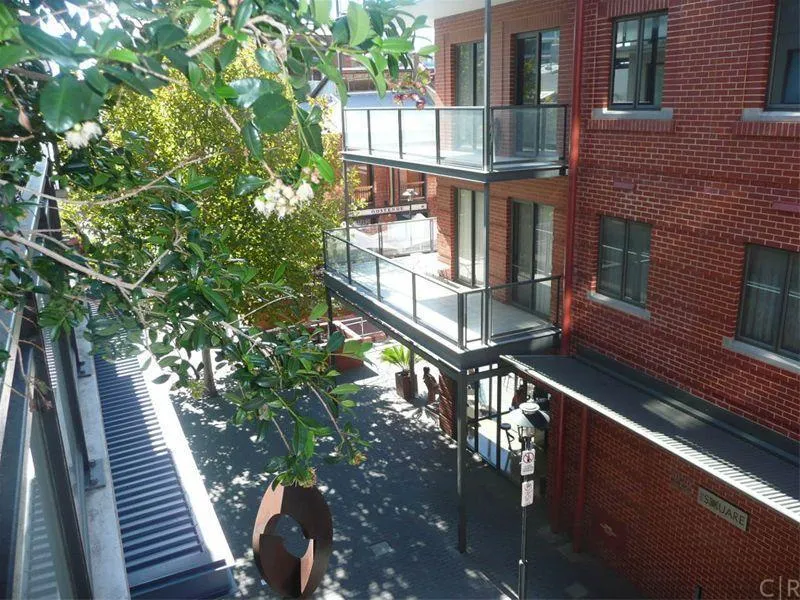 Corner Apartment in the quiet and leafy East End of Adelaide