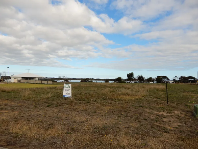 Affordable Building Site - all amenities are here!