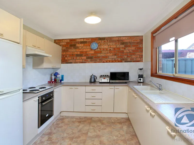 LOW MAINTENANCE HOME CLOSE TO TRANSPORT