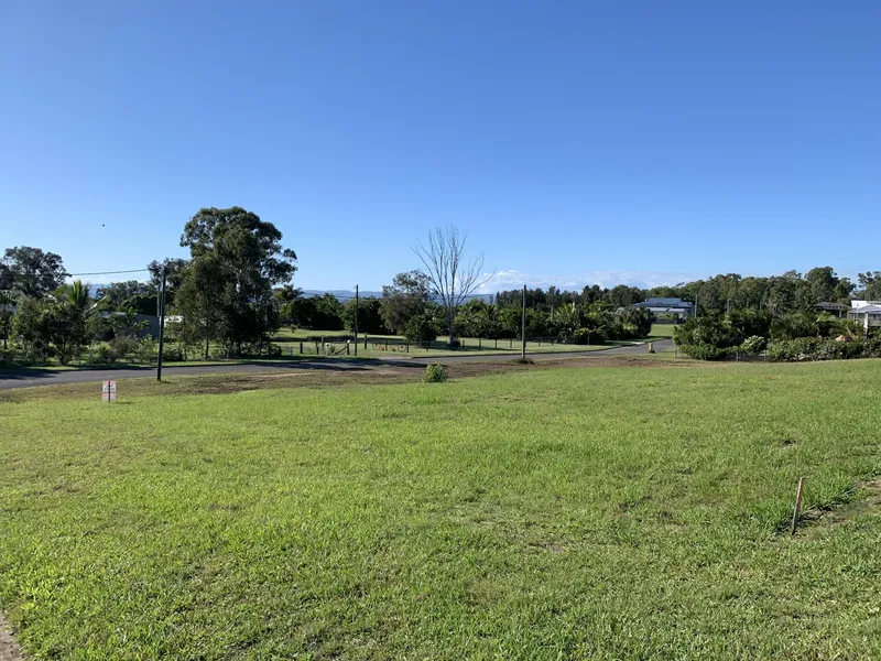 WATER AND ISLAND VIEWS