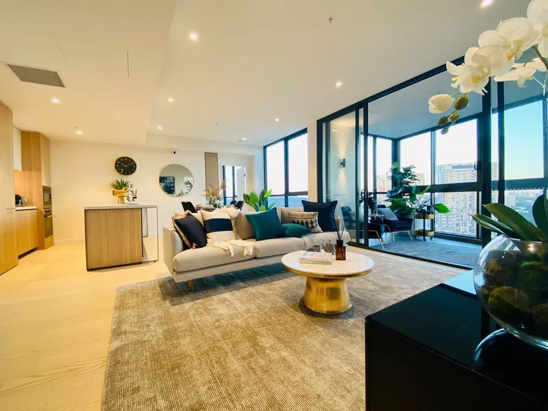 Brand new 1 bedroom with car space  in NBH at Lachlan's Line