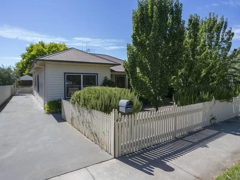 BEAUTIFUL FAMILY HOME IN THE HEART OF QUARRY HILL
