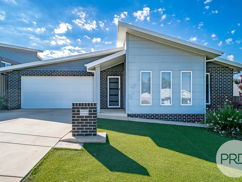 58 Ross Parkway, Gobbagombalin, NSW, 2650