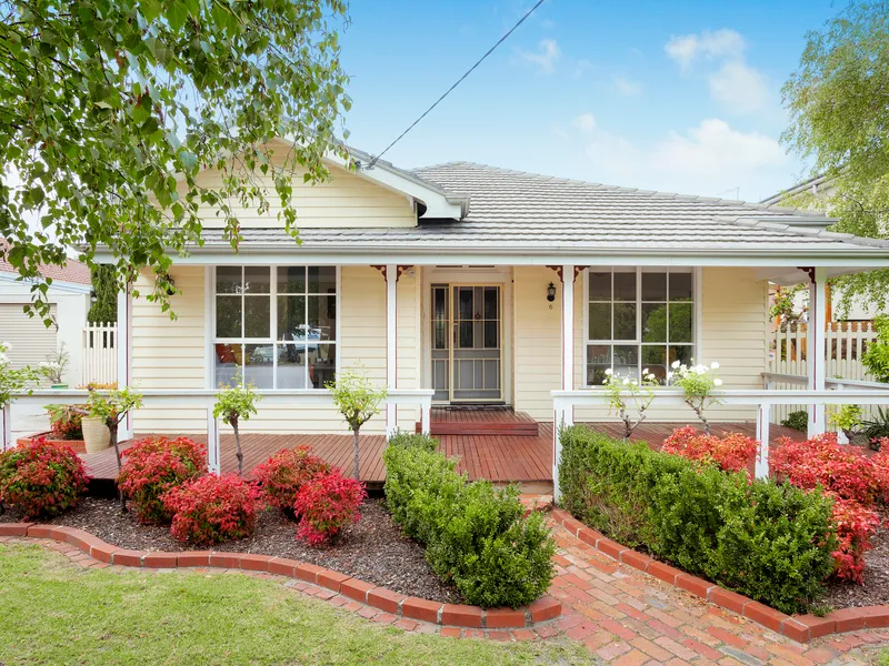 Stunning Family Home on Grand Land