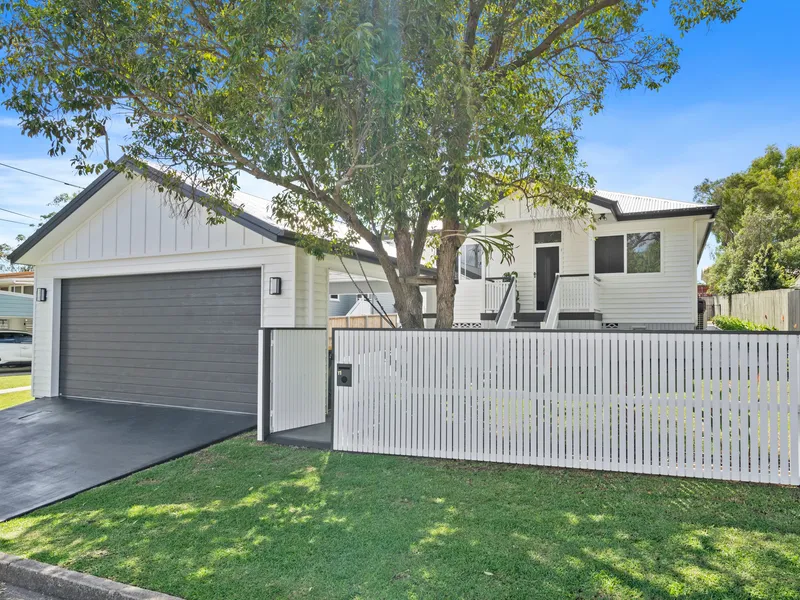 Spectacular Character & Charm