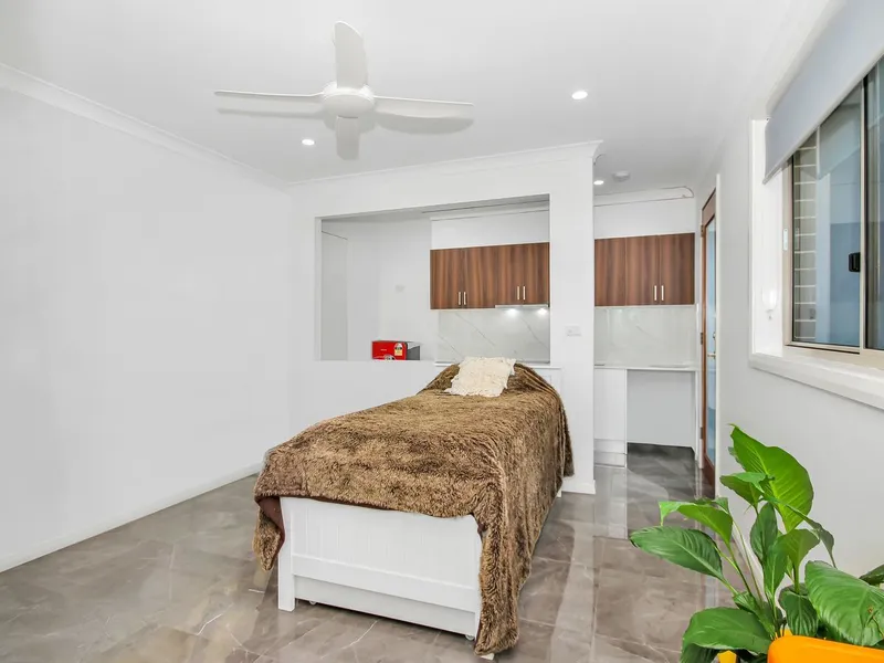 Modern Studio with Separate Entrance!