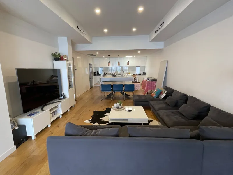 Spacious 4 Bedroom Townhouse with Luxury Features