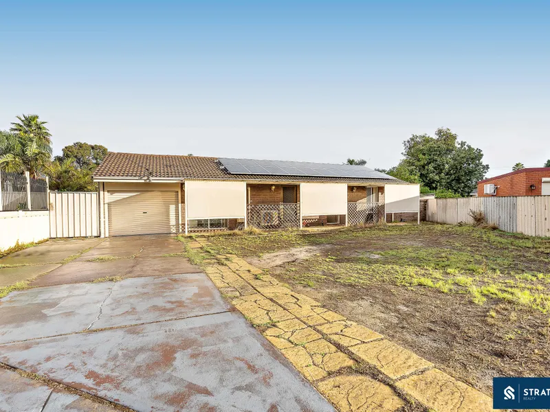 Exquisite 3-Bedroom Home with Subdivision Potential Near Champion Lakes!!