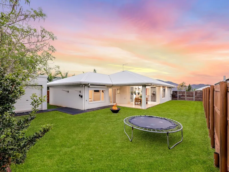 Double side access and workshop