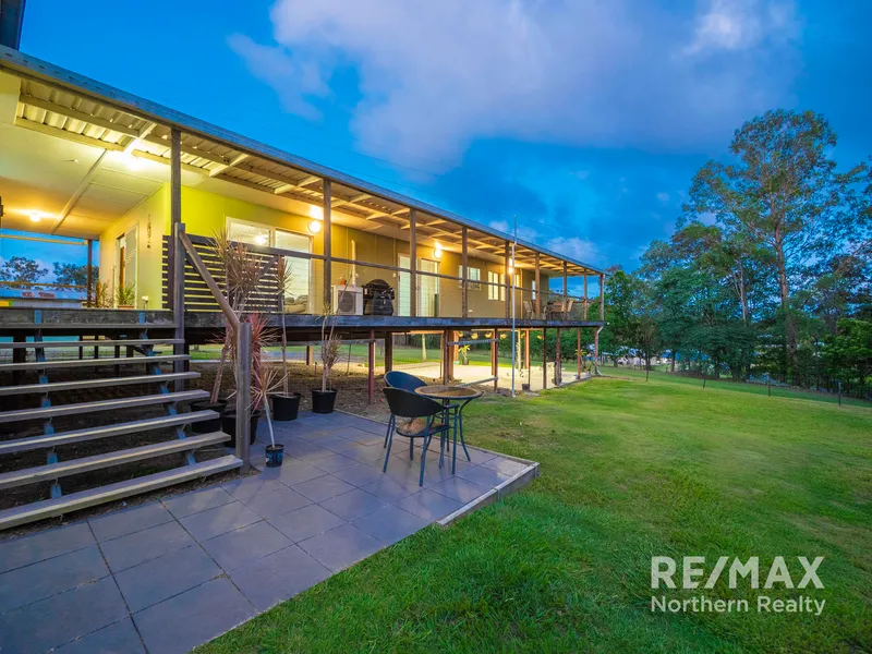 DUAL LIVING - GENUINE 2 HOMES + 9 CAR ON ACREAGE