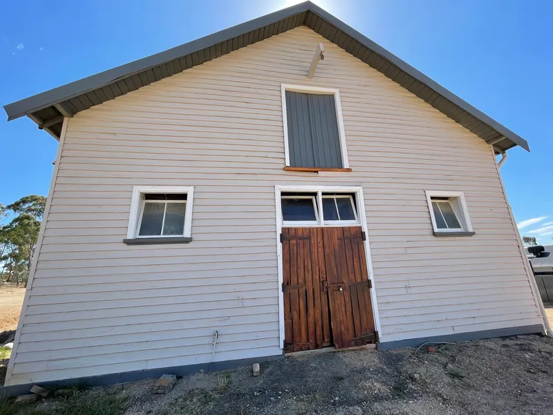 WHITE HILLS LAND AVAILABLE