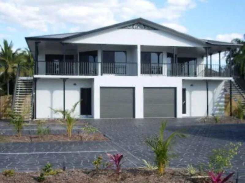 LUXURY, MODERN and SPACIOUS APARTMENT