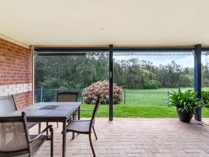 IMMACULATE PARK-FRONT FAMILY HOME