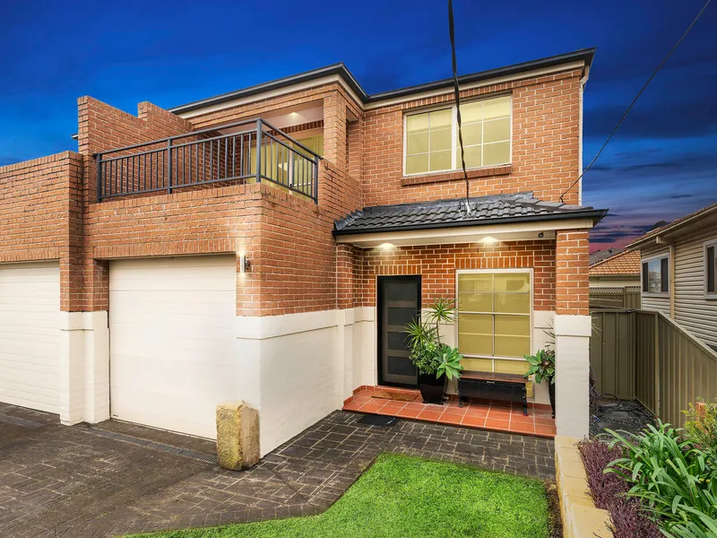 Stunning Duplex in Prized Location