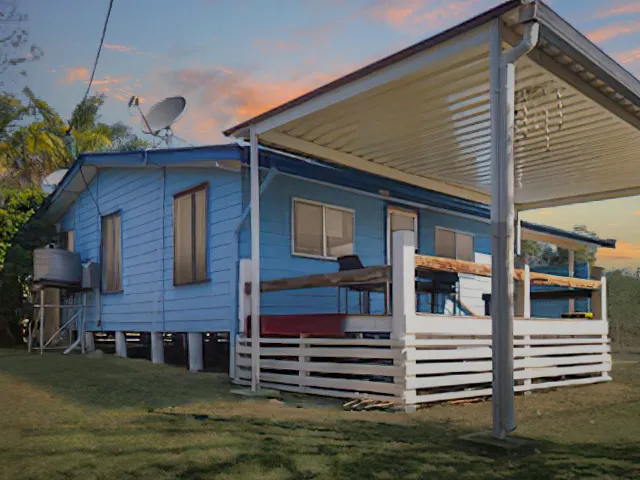 Make this your first home or investment!