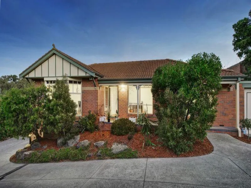 Spacious, Light-filled Three Bedroom Unit
