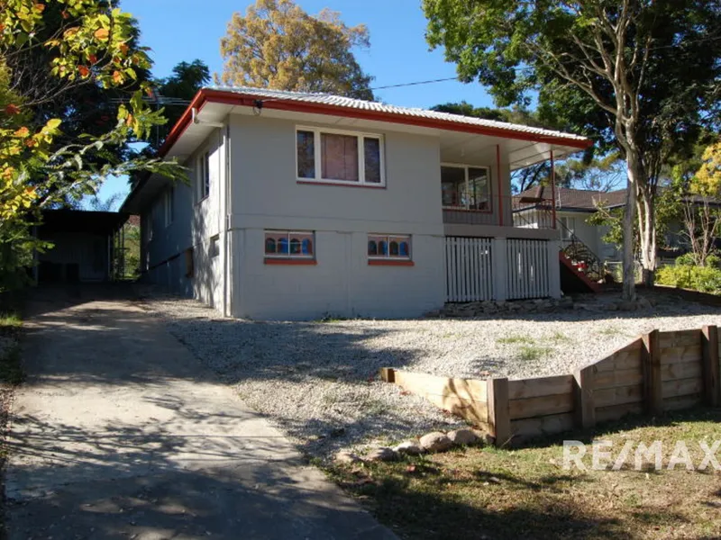 Mansfield School Catchment | Three Bedroom Low Maintenance Home