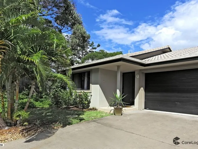PERFECT - new carpet and freshly painted