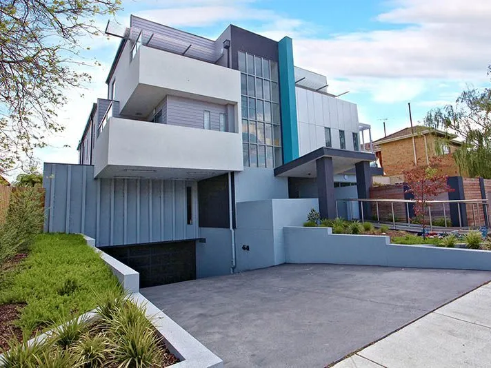 Modern 2 Bedroom 2 Bathroom 1st. Floor  Apartment