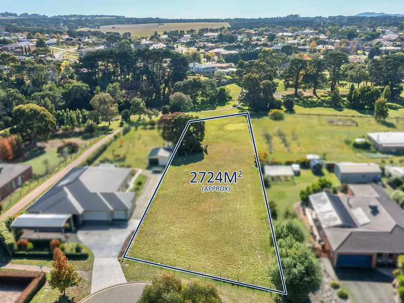 The Perfect Blend of City Chic and Rural Bliss