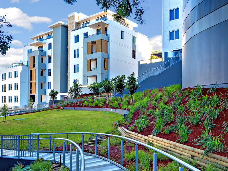 DELUXE 2 BEDROOM GROUND FLOOR UNIT WITH LARGE COURTYARD AVAILABLE SOON! WON'T LAST LONG...