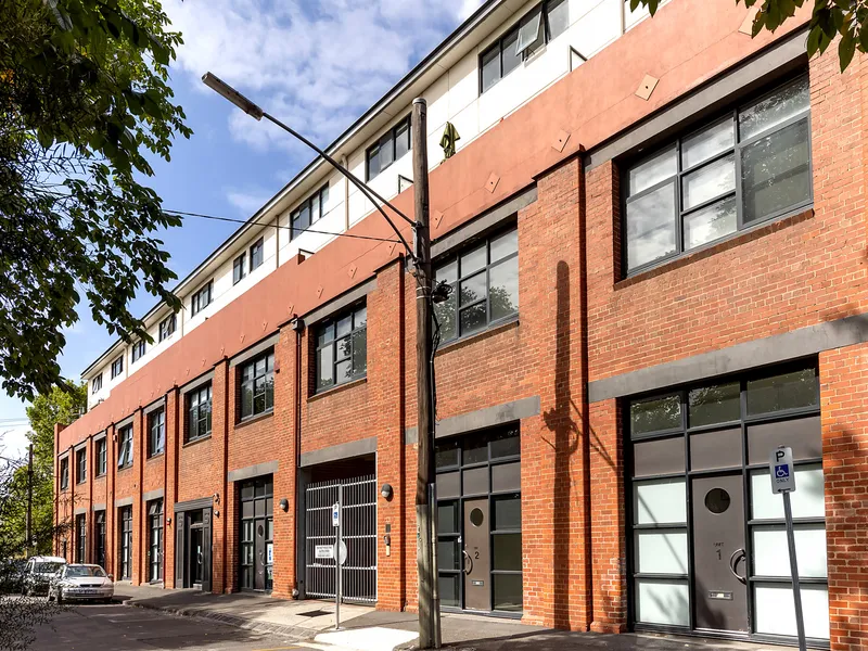 SPACIOUS AND SECURE IN WESTGARTH