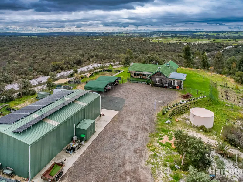 Live Off-Grid on a private 100 acres