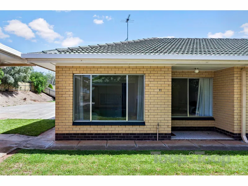 Unique opportunity to acquire the perfect investment or your 1st home....