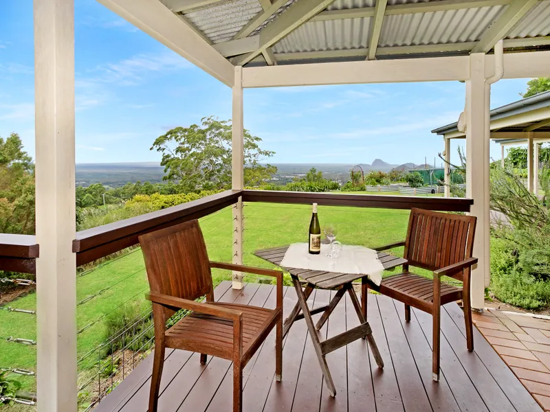 MT MELLUM PROPERTY WITH GORGEOUS COASTAL AND MOUNTAIN VIEWS