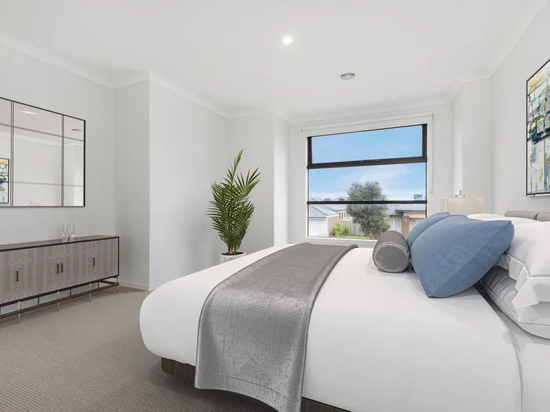 Stylish family living in an unbeatable location