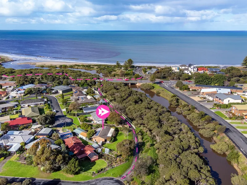 Quaint Cul-de-sac Living, Walking Trail to Foreshore