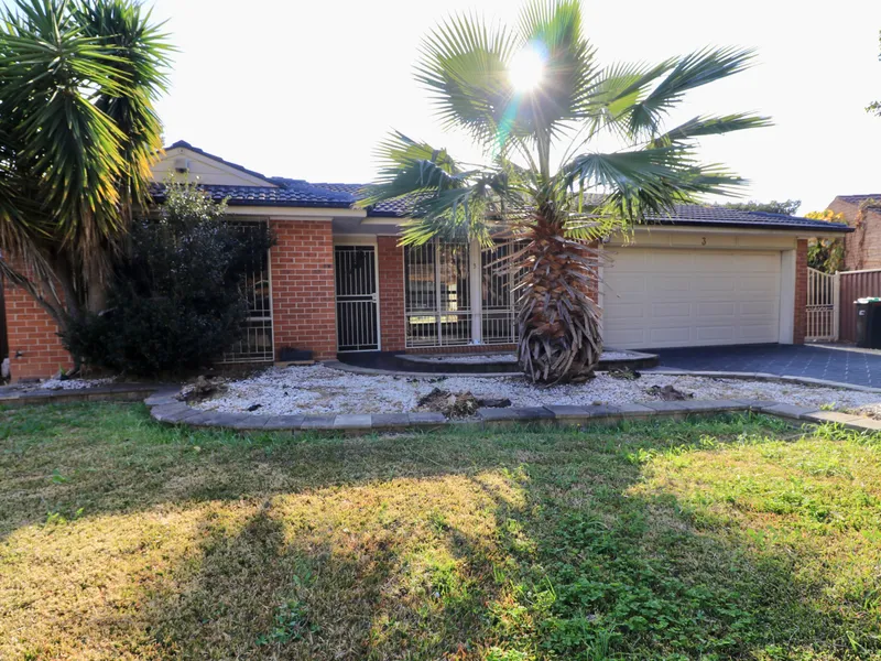 Charming 4-Bedroom Family Home in Serene Cul-de-Sac – Prime Casula Location!