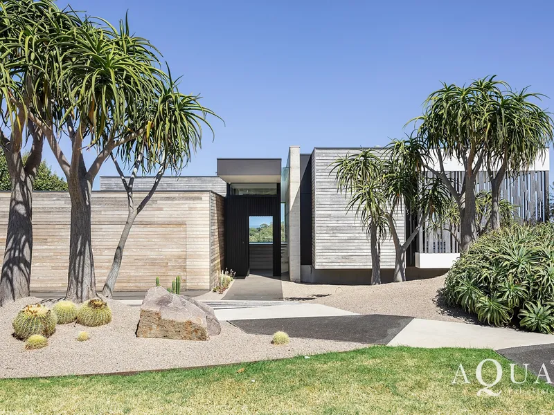 ~ Architectural Masterpiece with Breathaking Bay Outlook ~