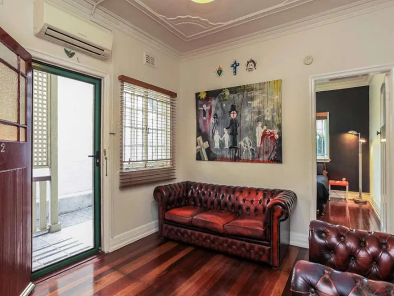 “Art deco gem - enjoy character and comfort at Axan House”
