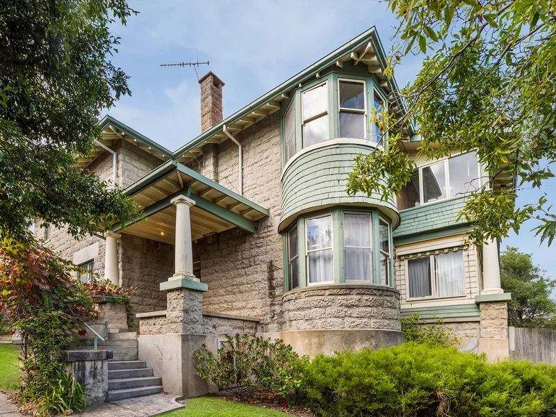 Epic 1920's Charm in Premier Beachside Locale