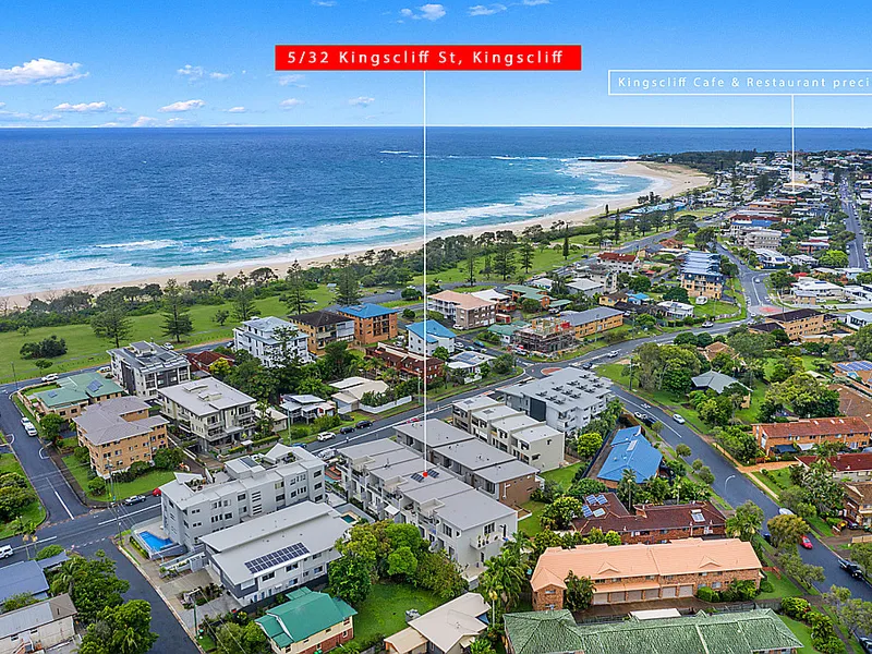 Beautiful beach-side townhouse