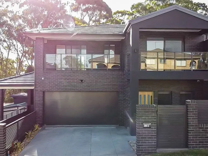 BRAND NEW DUPLEX