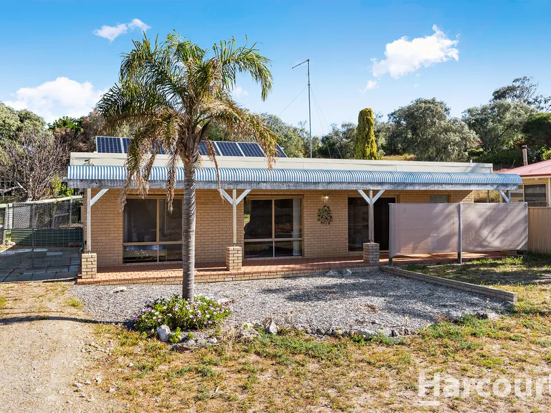 Preston Beach Holiday Home!
