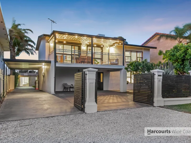 Contemporary Beachside Living at its Best
