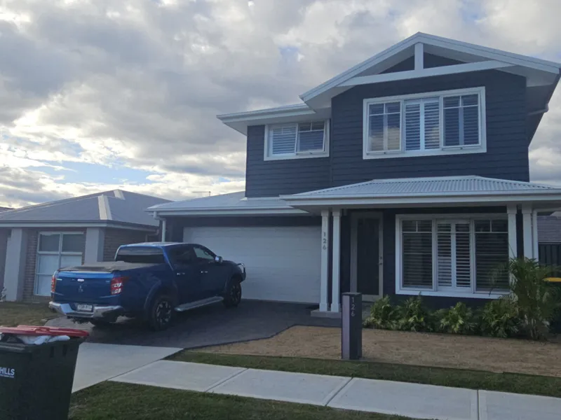 HAMPTON 5 BEDROOM FAMILY HOME