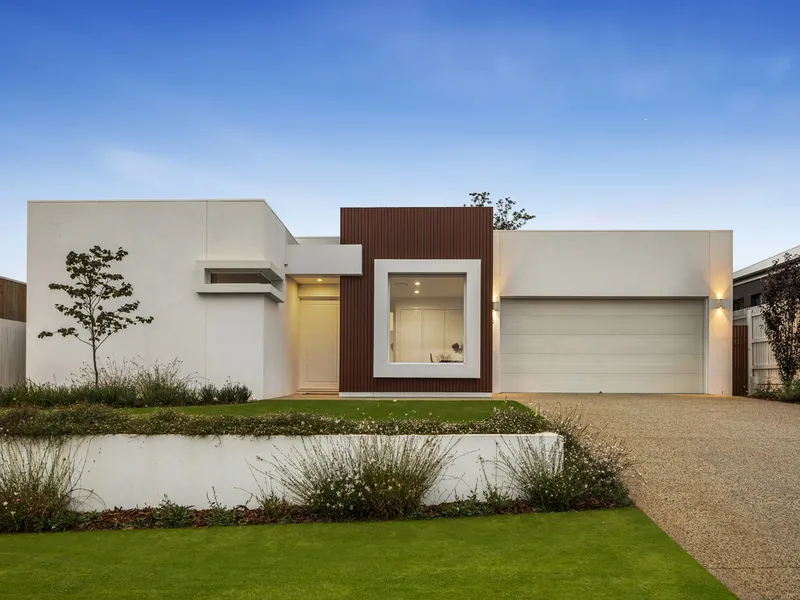 'Billy' - The Epitome of Sophistication on a Prestigious Street