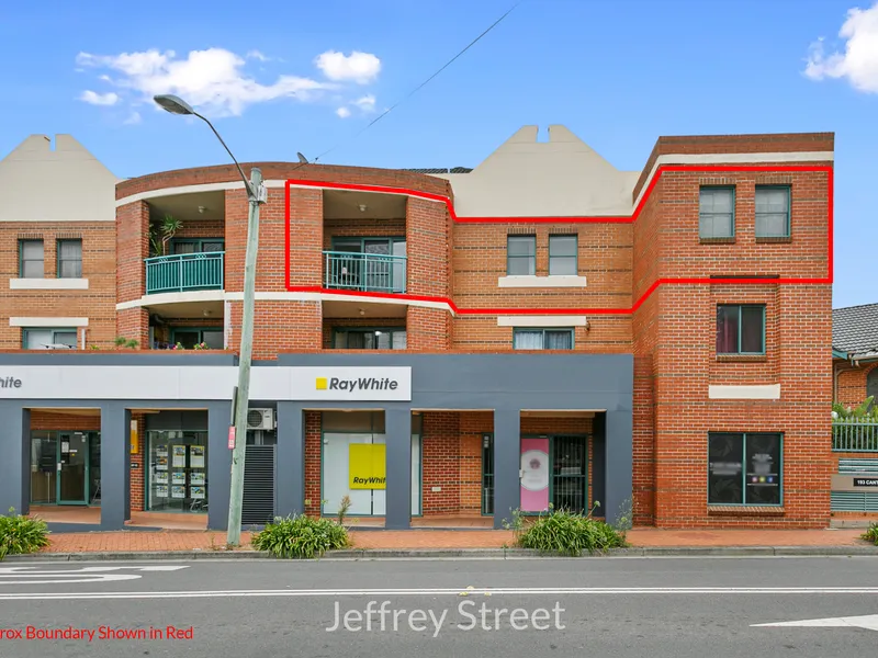 Full brick apartment with lock-up garage – Deceased Estate