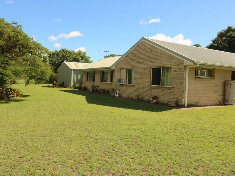 19 ACRE FARMLET = SELF SUFFICIENCY