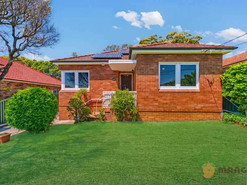 Spacious Full Brick Family Home at a Quiet and Convenient Location
