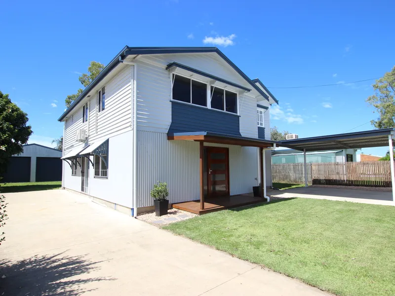 West Mackay - Large family home with big shed! 