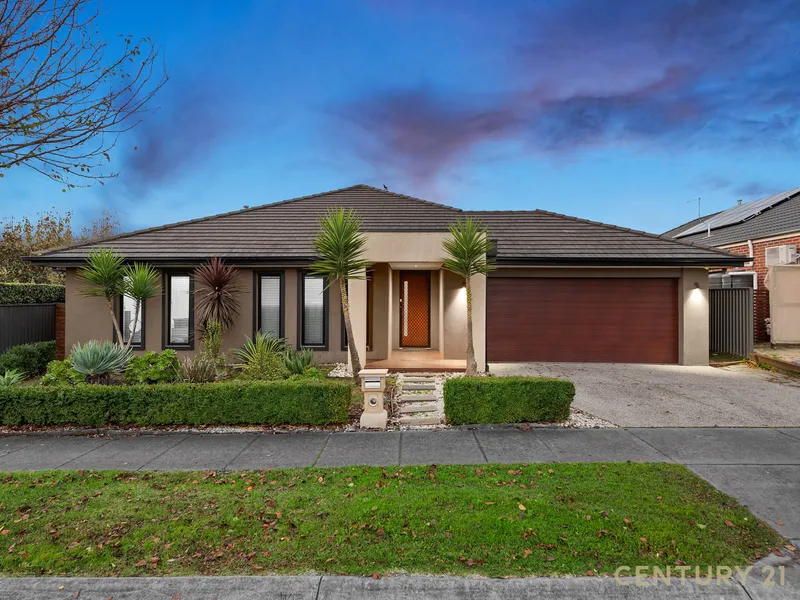 WELCOME TO YOUR DREAM LAKESIDE HOME!