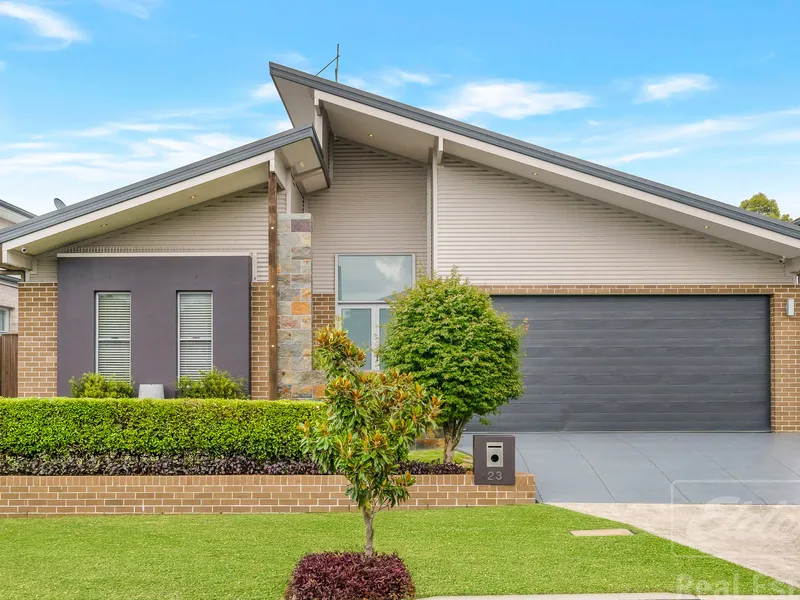 Exquisite Modern Oasis in Greenway Views