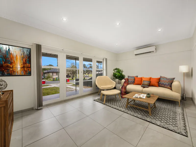 Air-Conditioned Single Level Three Bedroom Plus Study Family Home with Water Usage Included in the Rent!!!