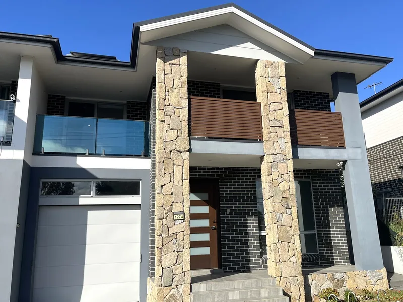 Stylish Five Bedroom Duplex