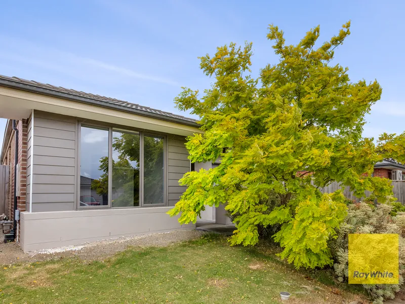 Stylish Contemporary Living!